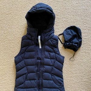 Lululemon Pack it Down Hooded Vest